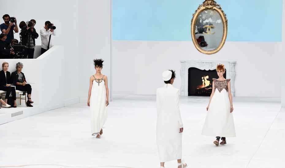 How to Design the Best-Ever Fashion Show Stage Like a Pro – Fashion Gone  Rogue